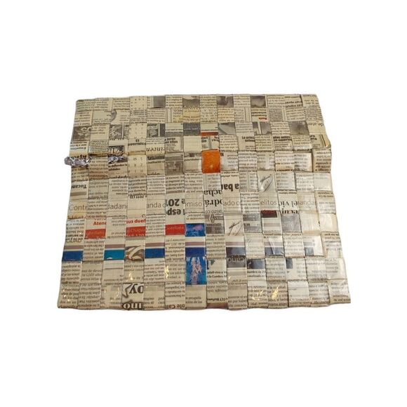 Women’s Recycled Newspaper Multicolor Art Handbag Crossbody With Chain - Picture 9 of 11